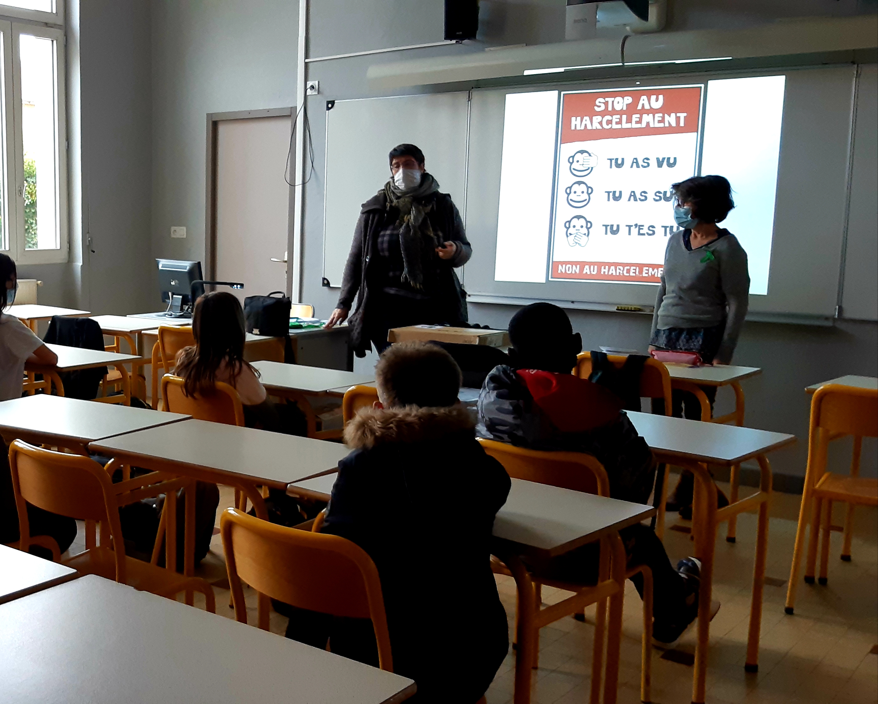 Visuel : STOP au harclement scolaire