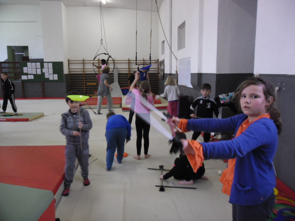 Visuel : Activit cirque